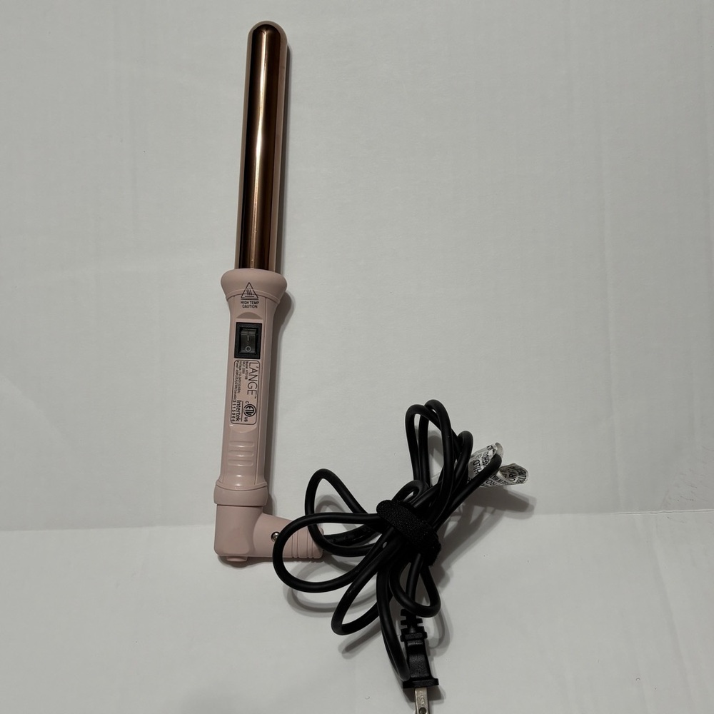 L'ANGE Blush Pink Titanium Styling Wand Rose Gold 1” Barrel With 6’ Swivel Cord